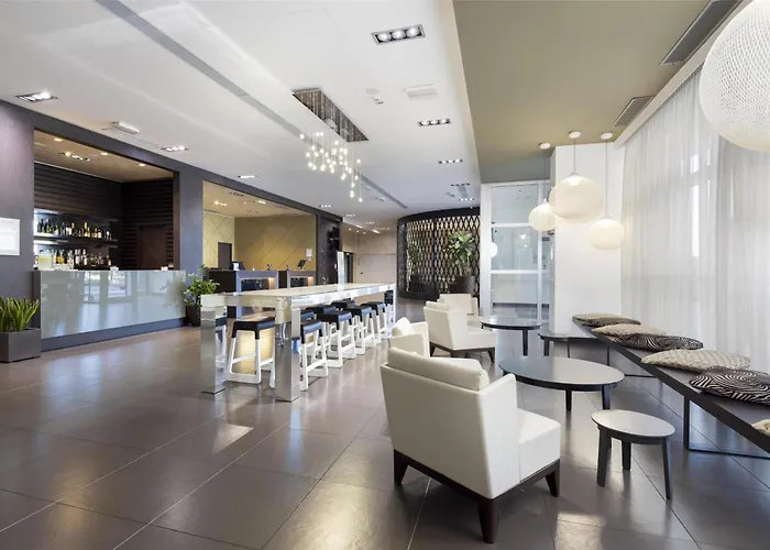 Western Premier CHC Airport
